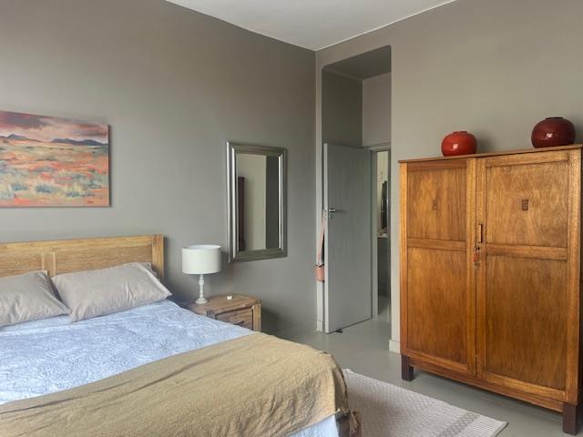 To Let 2 Bedroom Property for Rent in Sea Point Western Cape